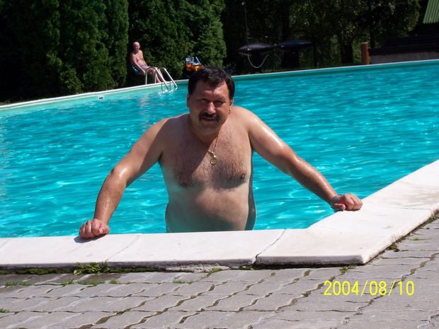 Molnar Csaba strandon.jpg